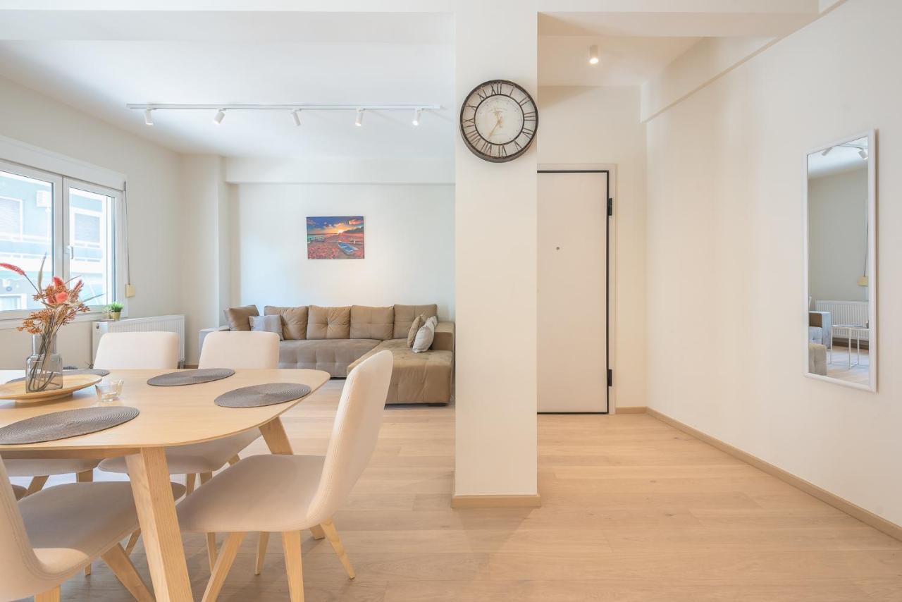 Stylish 2Bdr Apt By Acropolis Athens Exterior photo