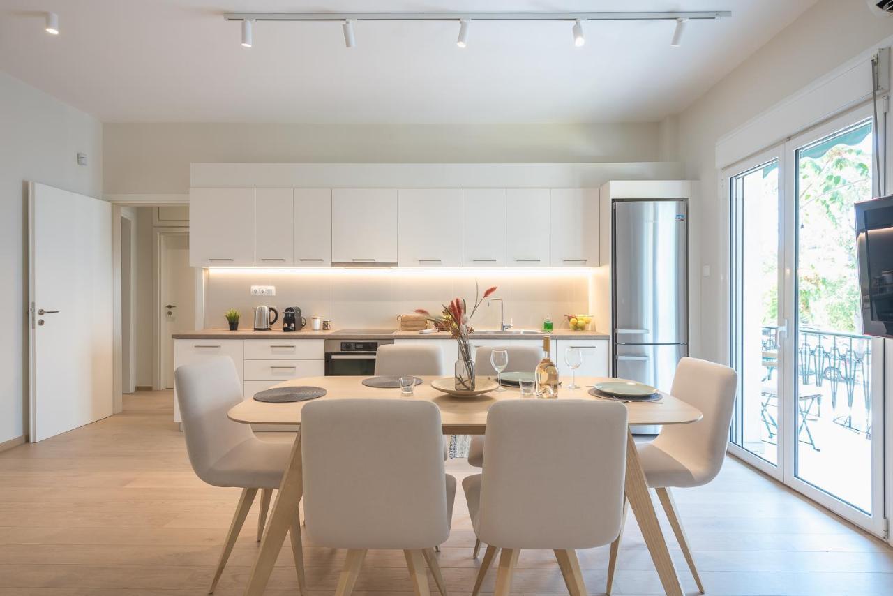 Stylish 2Bdr Apt By Acropolis Athens Exterior photo