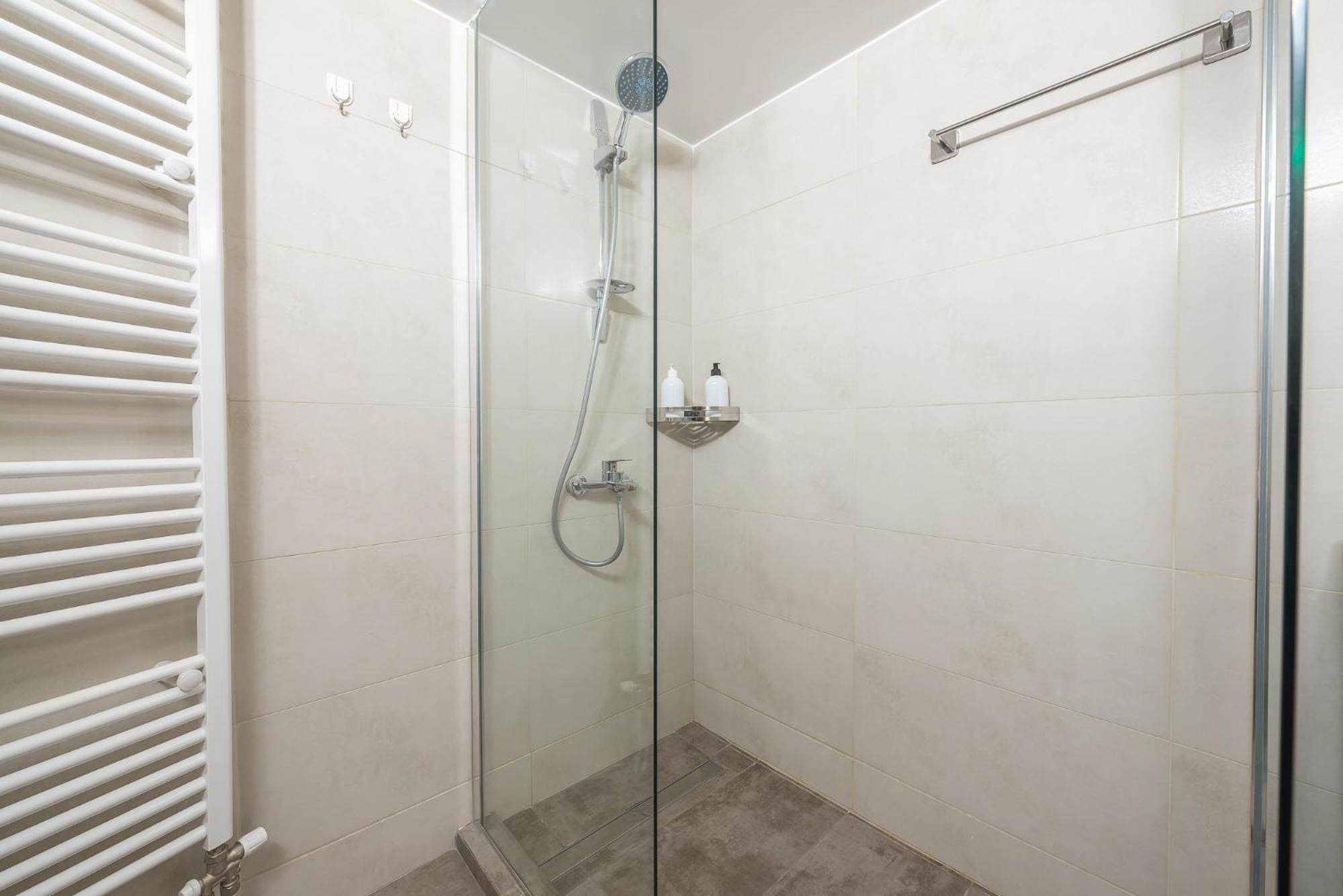 Stylish 2Bdr Apt By Acropolis Athens Exterior photo